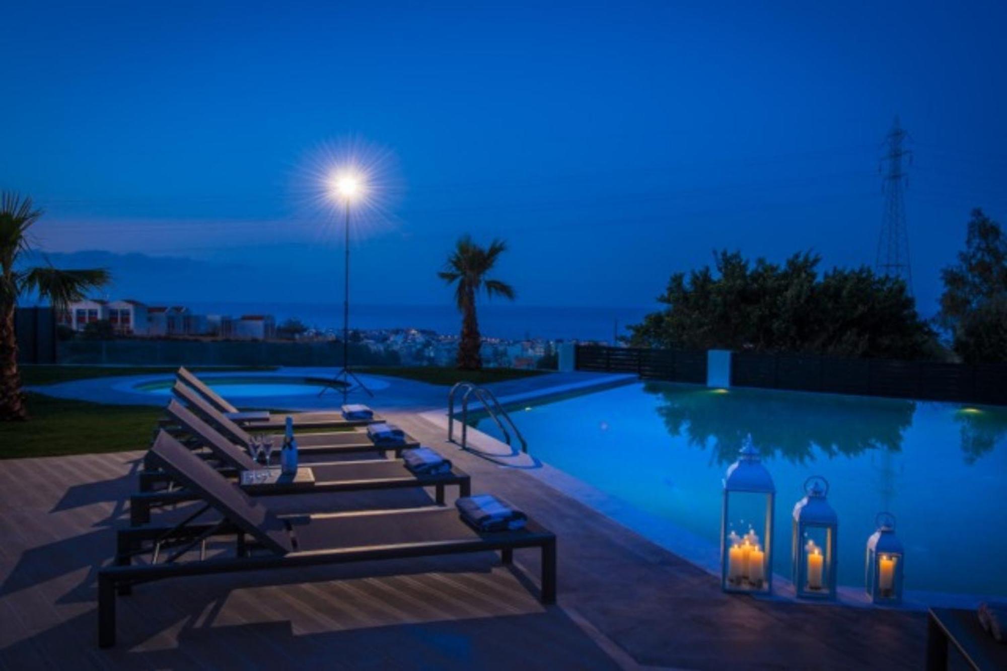 Orama Luxury Villa 4 Bedrooms With Private Pool 헐소니소스 외부 사진